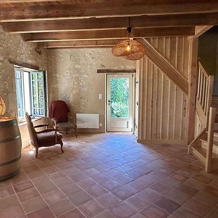 Entre-Vignes-Et-Bastides Hotel Montcaret Exterior photo